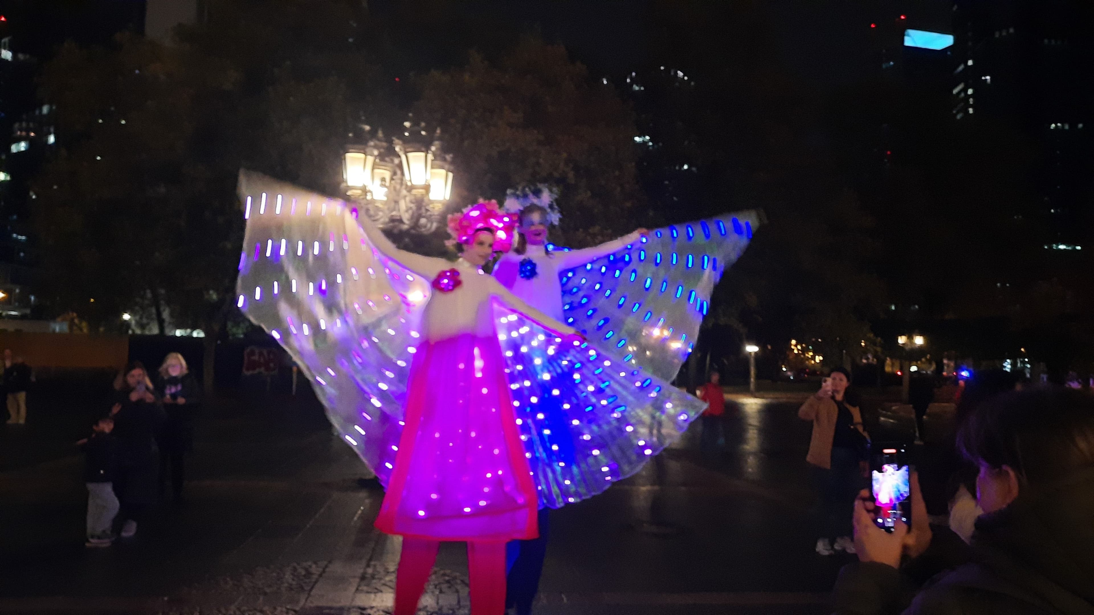 Galeriebild für JUXARTproduction LED Walk Acts