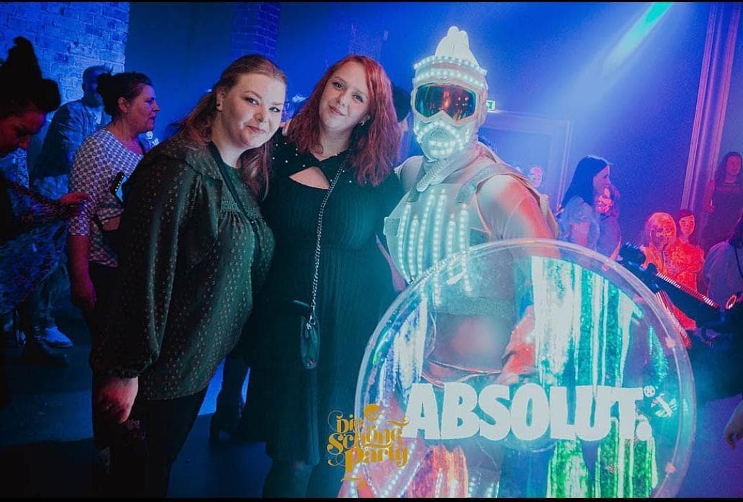 Galeriebild für Party-Booster Walkact - 1 Darsteller 