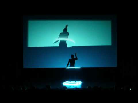 LED Show meets Live Light Painting