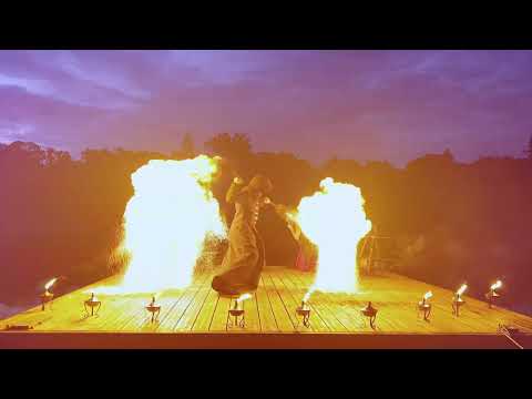 Atemberaubende Feuershow für Events, Hochzeiten & Firmenfeiern in Deutschland -- Feral Flame