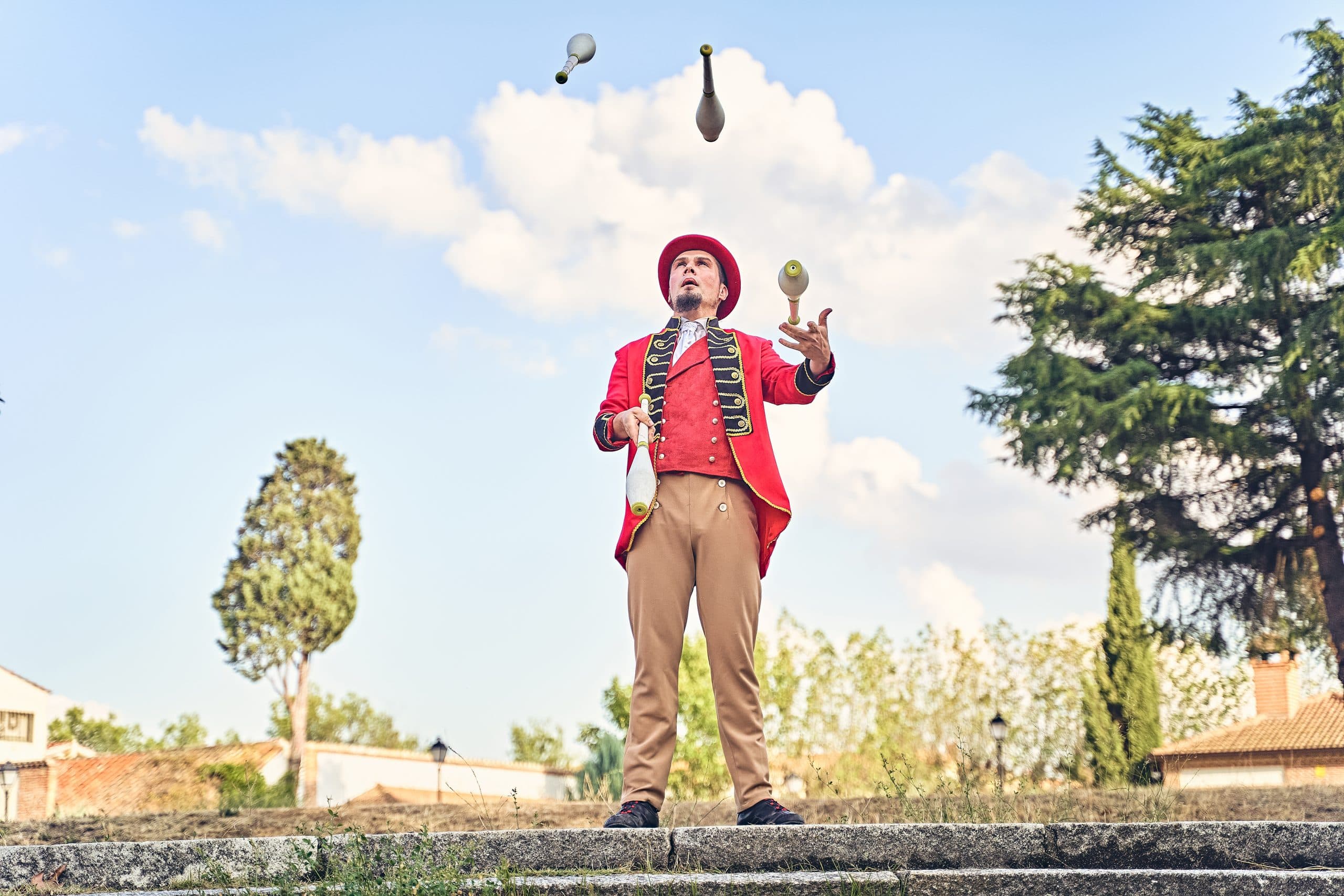 Bewegung trifft Präzision – Jonglage als Highlight für jedes Event